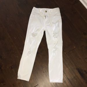 American Eagle Ripped Capris